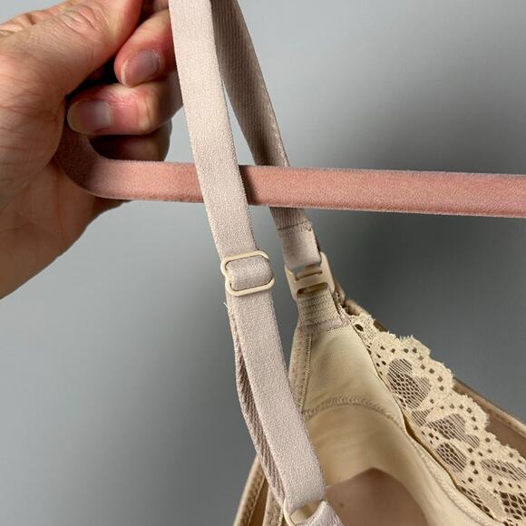 Wacoal Nude Wireless Nursing Bra Women's 36C - Picture 7 of 10